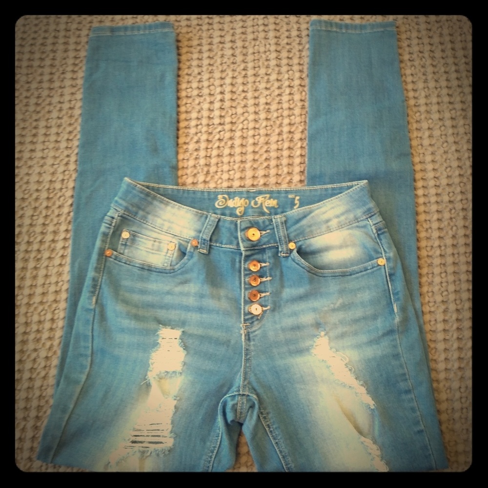 Indigo Rein White wash ripped skinny stretchy jean